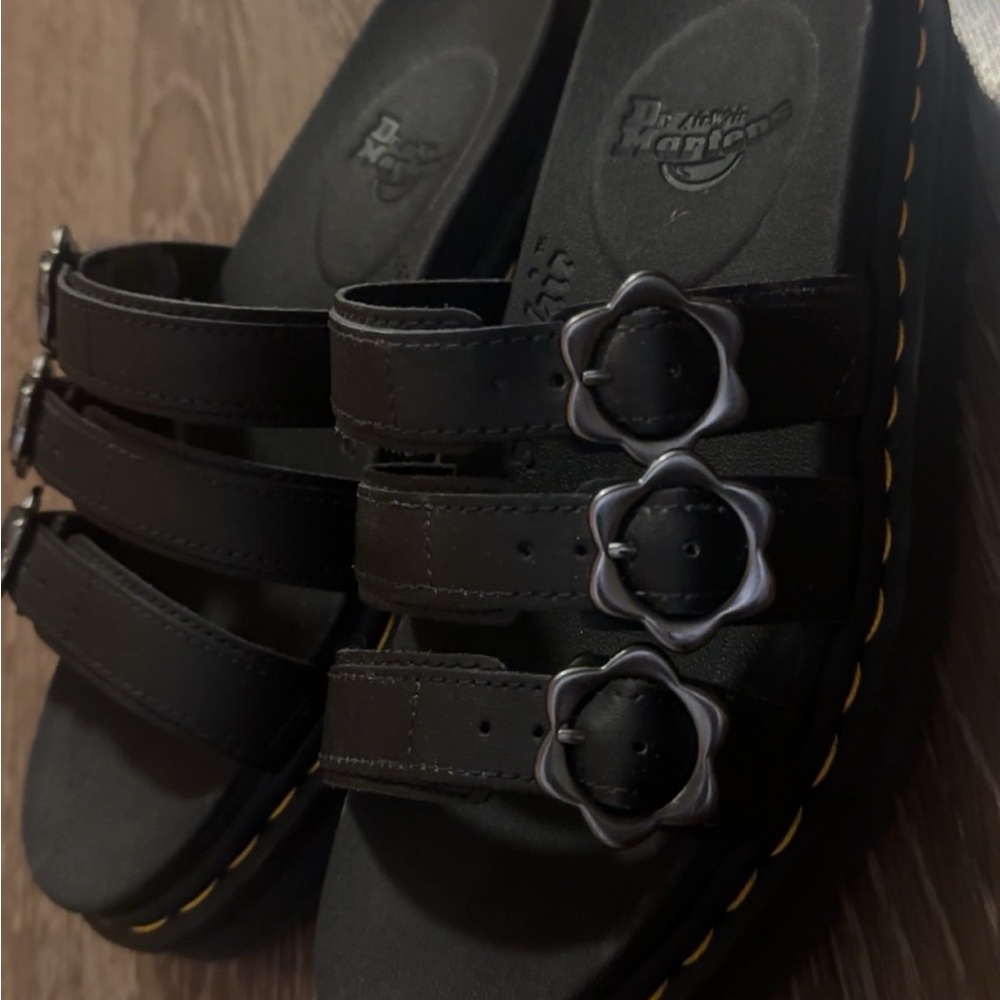 Dr. Martens flower Blair sandals, never worn *I can only ship weekends*